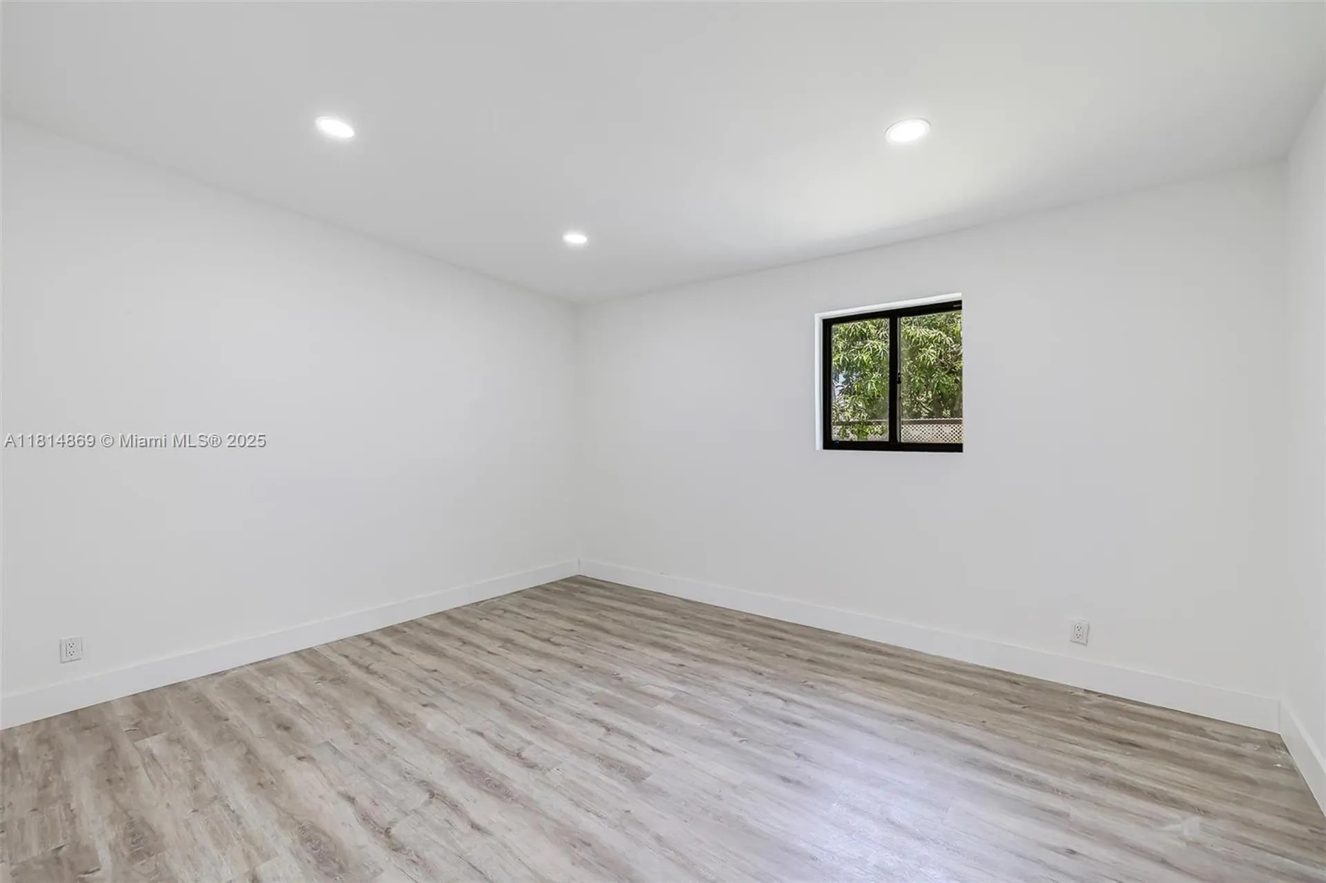 3105 SW 16th Street Fort Lauderdale FL 33312