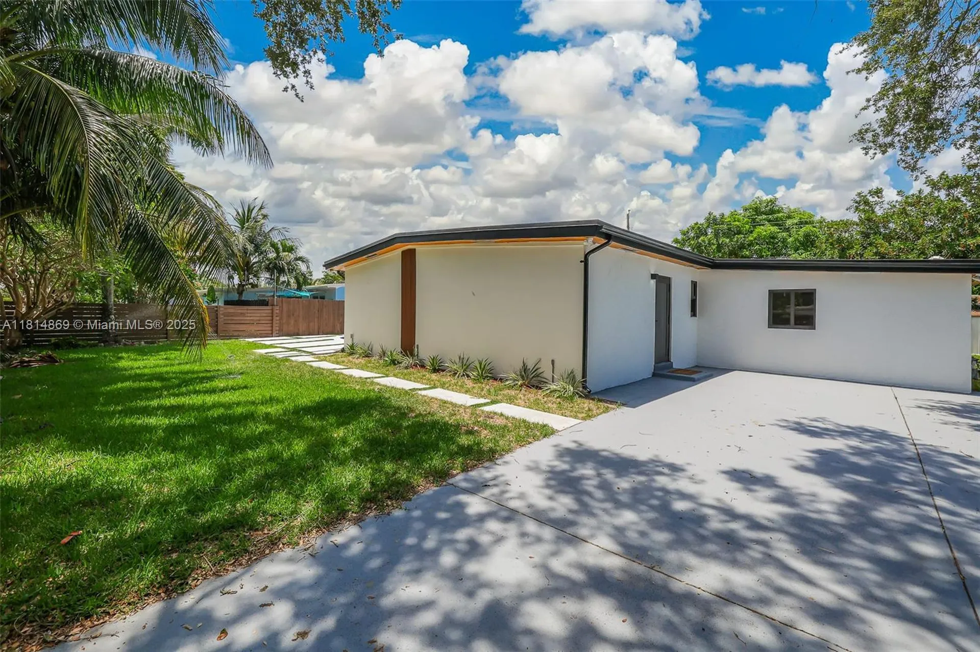 3105 SW 16th Street Fort Lauderdale FL 33312