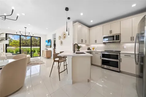6092 Barbara Circle Naples FL 34112