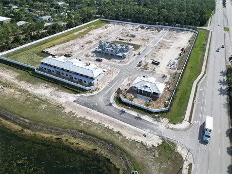 6092 Barbara Circle Naples FL 34112