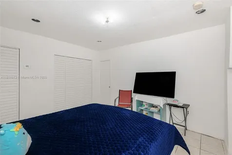2306 NW 102nd Street Miami FL 33147