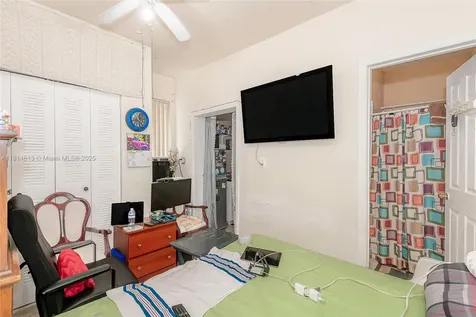 2306 NW 102nd Street Miami FL 33147