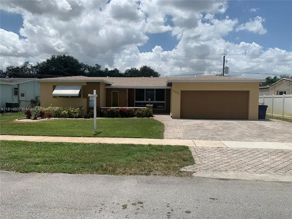 9280 SW 55th Street Cooper City FL 33328