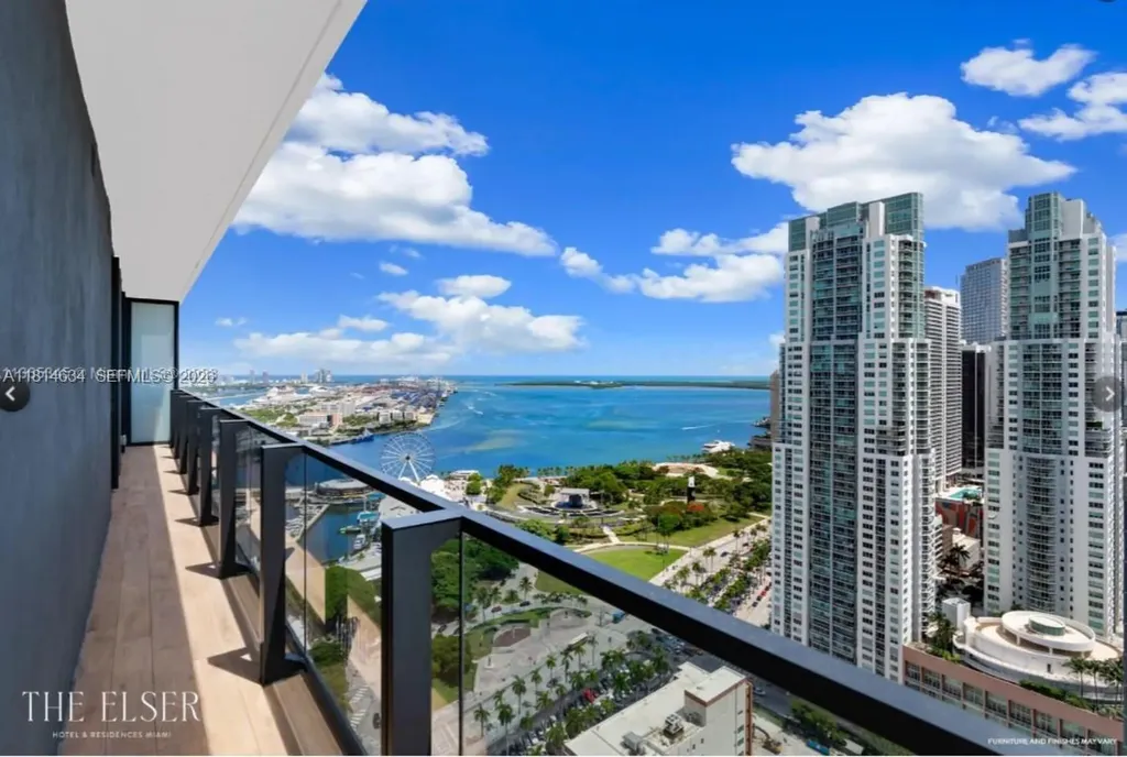 398 NE 5th Street Miami FL 33132