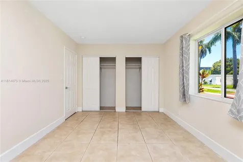 918 NE 6th Street Hallandale Beach FL 33009