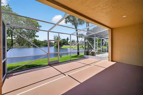1860 SW 53rd Avenue Plantation FL 33317