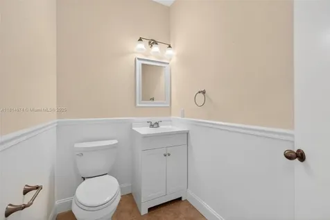 1860 SW 53rd Avenue Plantation FL 33317