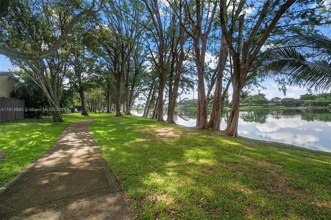 10300 Laurel Court Pembroke Pines FL 33026