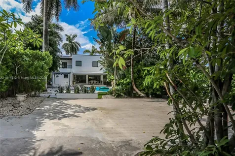 1109 NE 89th Street Miami FL 33138