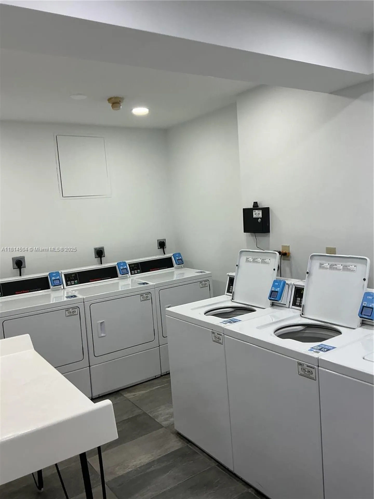 2426 SE 17th Causeway Fort Lauderdale FL 33316