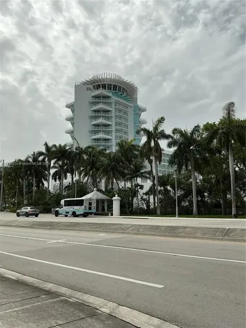 2426 SE 17th Causeway Fort Lauderdale FL 33316
