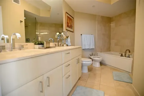 6365 Collins Avenue Miami Beach FL 33141