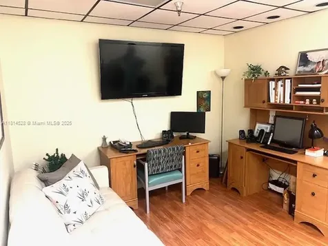 8129 NW 88th Avenue Tamarac FL 33321