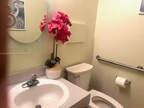 8129 NW 88th Avenue Tamarac FL 33321