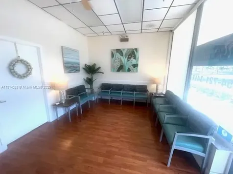 8129 NW 88th Avenue Tamarac FL 33321
