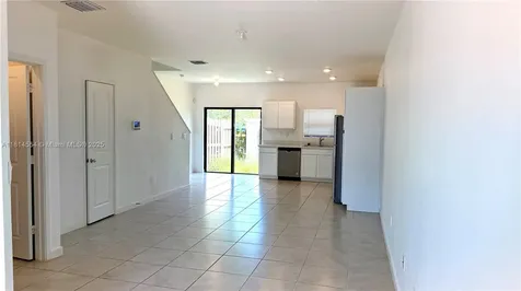 322 NE 1st Drive Florida City FL 33034