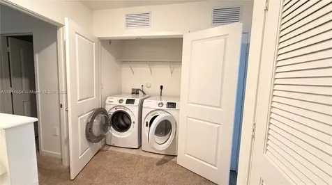 322 NE 1st Drive Florida City FL 33034
