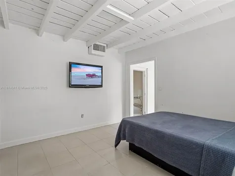 1728 NE 179th Street North Miami Beach FL 33162