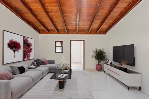1728 NE 179th Street North Miami Beach FL 33162