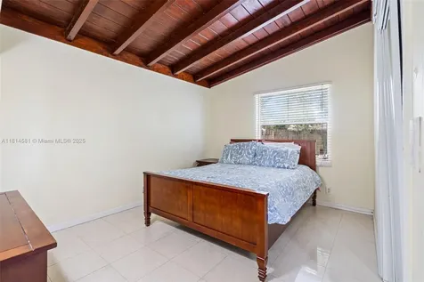 1728 NE 179th Street North Miami Beach FL 33162