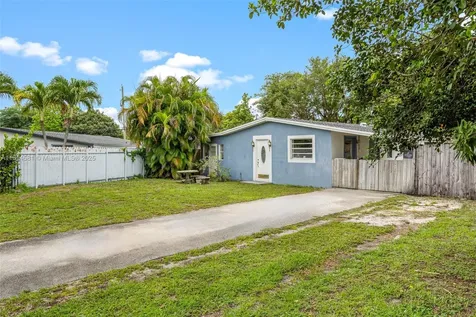 1728 NE 179th Street North Miami Beach FL 33162