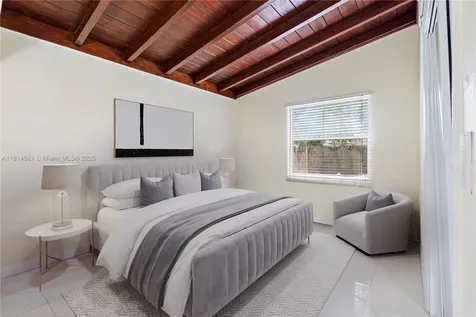 1728 NE 179th Street North Miami Beach FL 33162