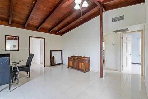 1728 NE 179th Street North Miami Beach FL 33162