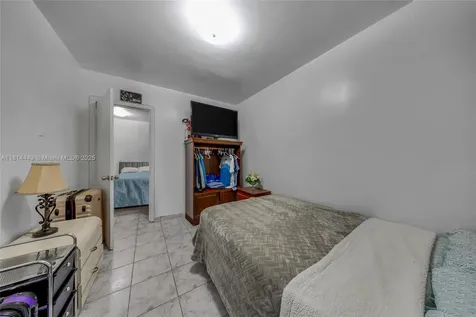 625 SW 16th Avenue Miami FL 33135