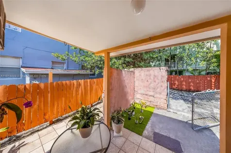 625 SW 16th Avenue Miami FL 33135