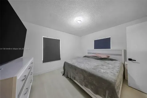 625 SW 16th Avenue Miami FL 33135