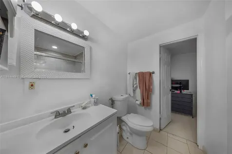 625 SW 16th Avenue Miami FL 33135