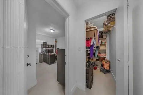 625 SW 16th Avenue Miami FL 33135