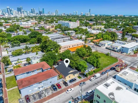 625 SW 16th Avenue Miami FL 33135