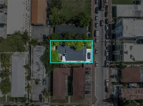 625 SW 16th Avenue Miami FL 33135