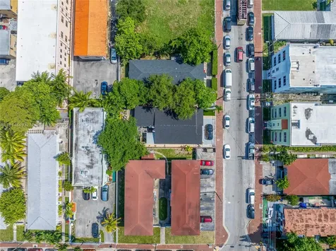 625 SW 16th Avenue Miami FL 33135