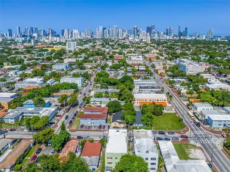 625 SW 16th Avenue Miami FL 33135