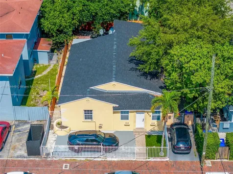 625 SW 16th Avenue Miami FL 33135
