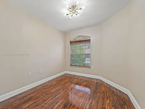 19847 NW 86th Avenue Hialeah FL 33015