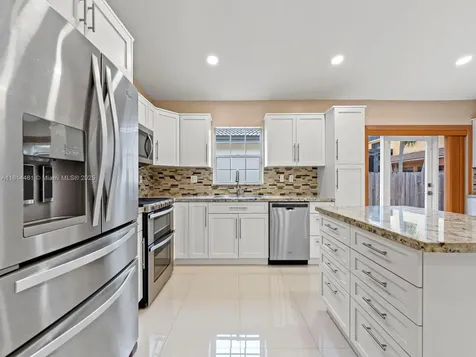 19847 NW 86th Avenue Hialeah FL 33015