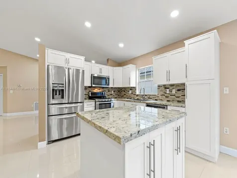 19847 NW 86th Avenue Hialeah FL 33015