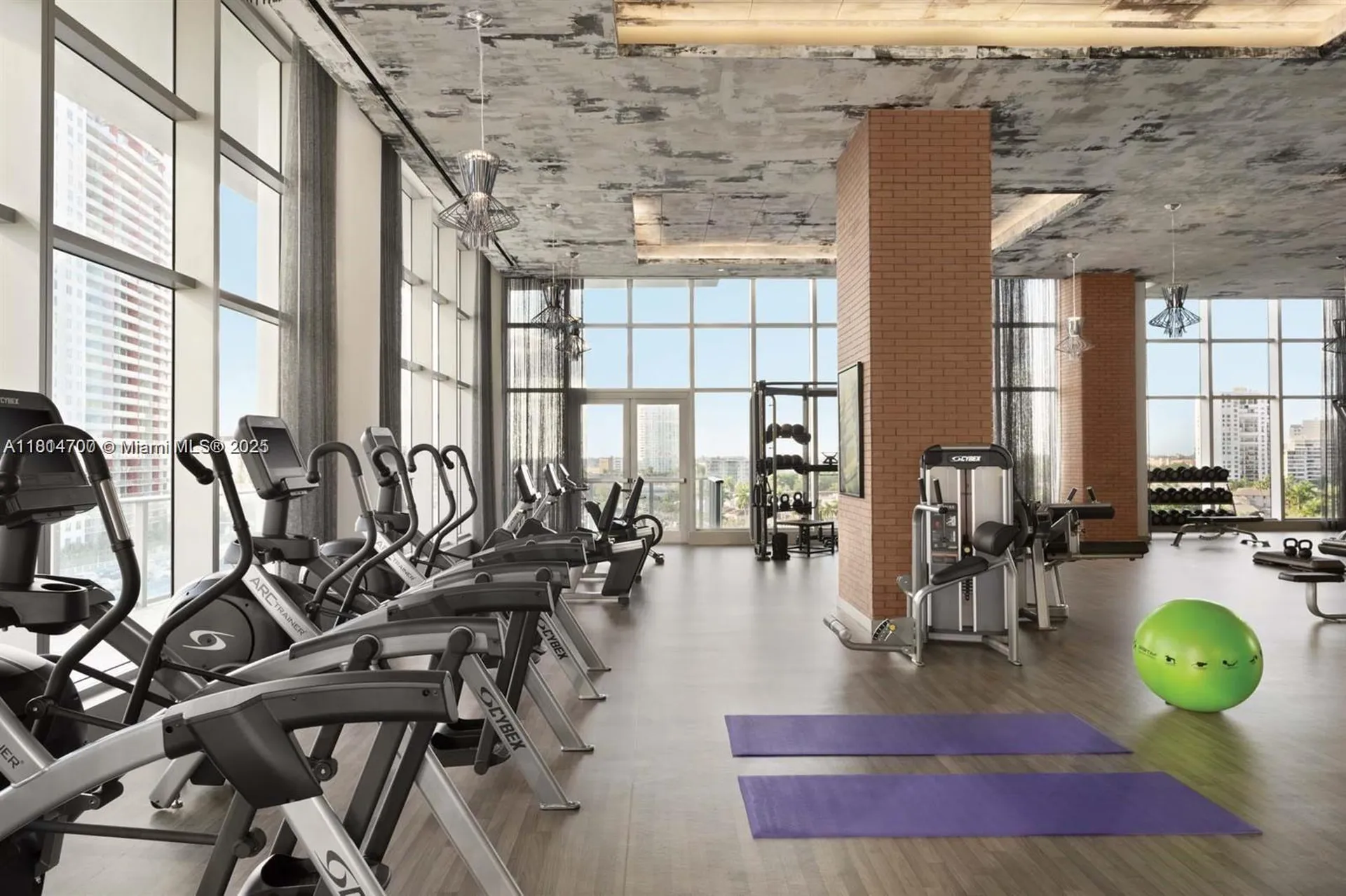 4010 S Ocean Drive Hollywood FL 33019