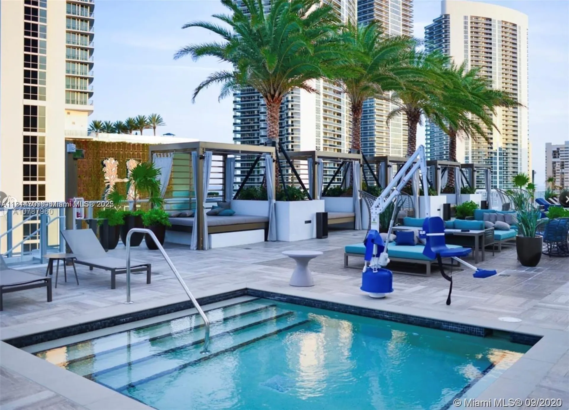 4010 S Ocean Drive Hollywood FL 33019