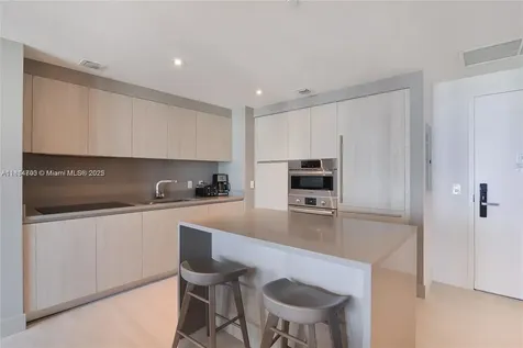 4010 S Ocean Drive Hollywood FL 33019