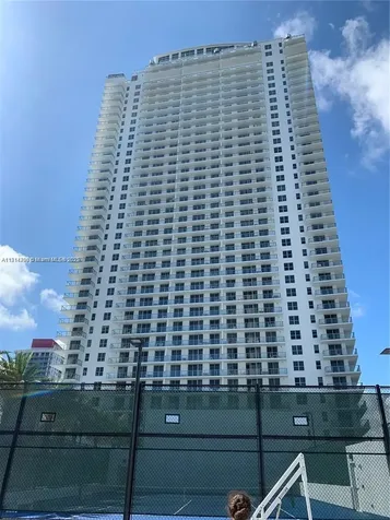 4010 S Ocean Drive Hollywood FL 33019