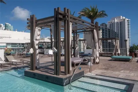 4010 S Ocean Drive Hollywood FL 33019