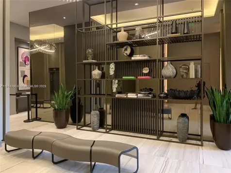 4010 S Ocean Drive Hollywood FL 33019