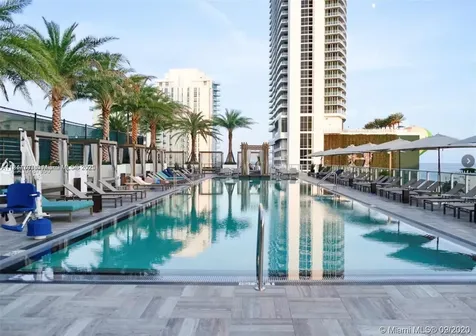 4010 S Ocean Drive Hollywood FL 33019