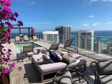 4010 S Ocean Drive Hollywood FL 33019