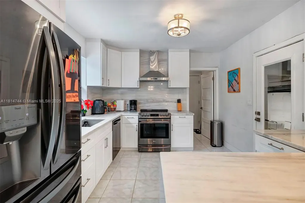 2700 SW 34th Avenue Fort Lauderdale FL 33312