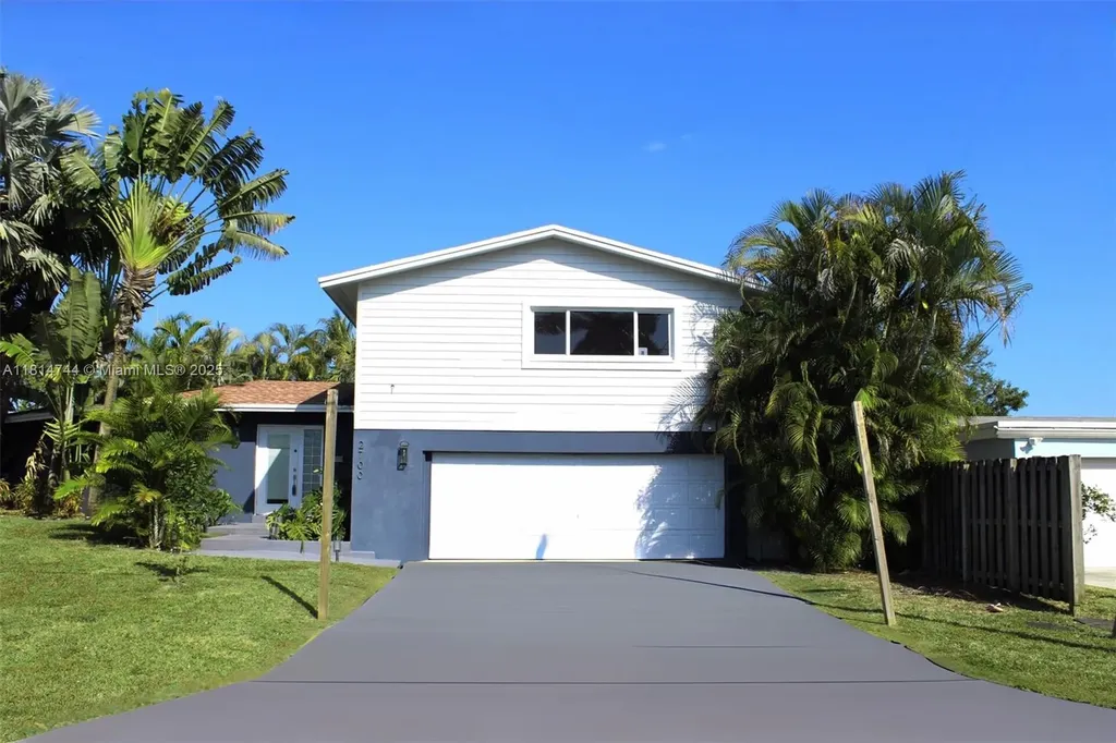 2700 SW 34th Avenue Fort Lauderdale FL 33312